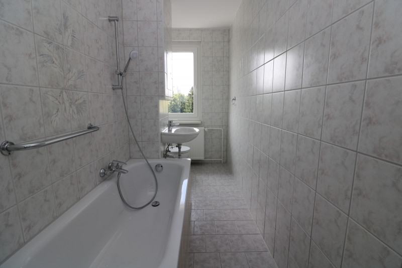 Auf die Plätze…fertig…mieten!!! 3-RW mit Wanne & Balkon!!! - Beispiel Bad