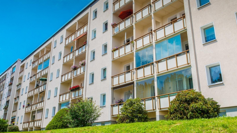 Happy hour, mitten in der Nacht...3-RW mit Einbauküche, Dusche & Balkon!!! - Detailansicht