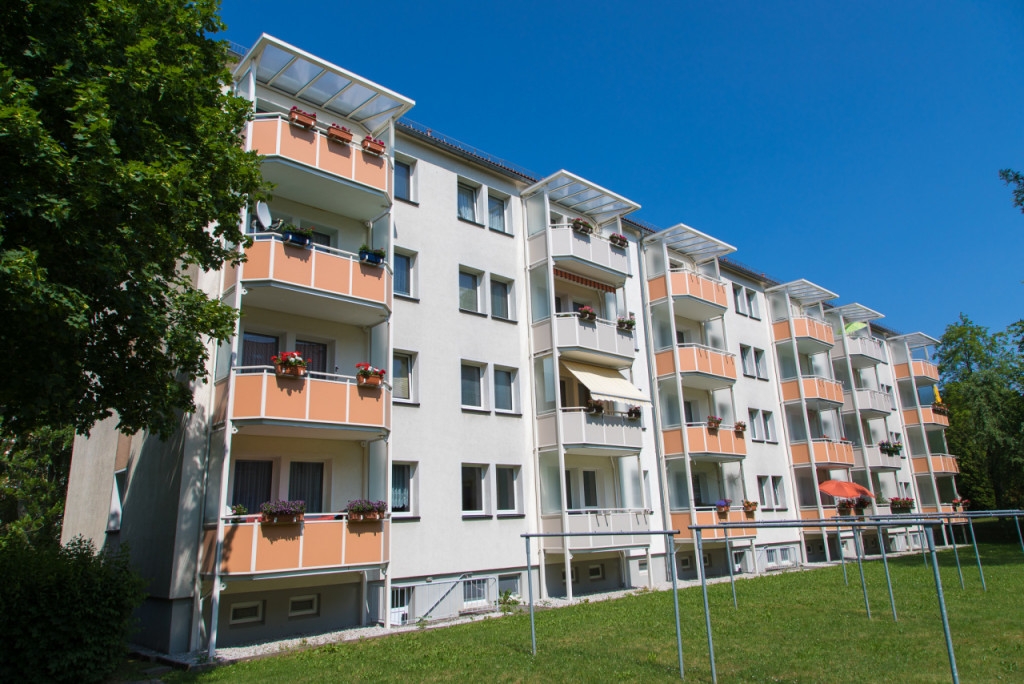 *3-Raum-Wohn-Glück* mit Badewanne und Balkon - Titelbild