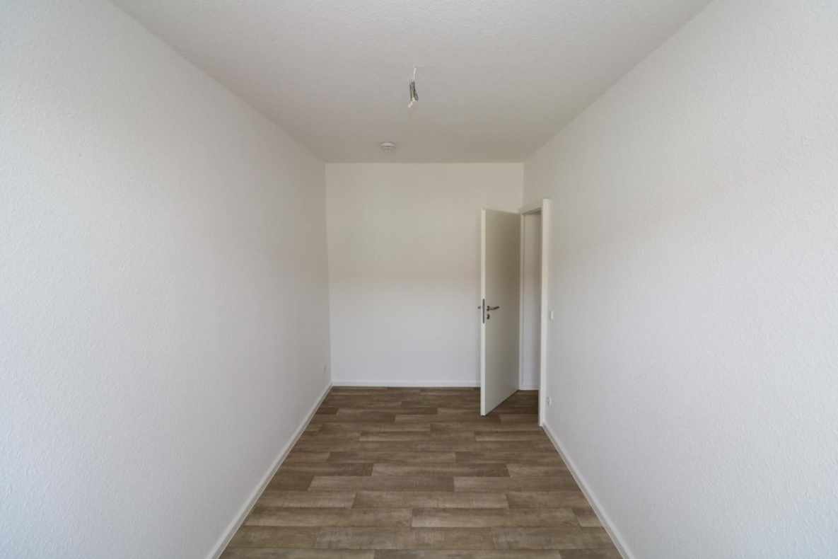 *3-Raum-Wohn-Glück* mit Badewanne und Balkon - KiZi