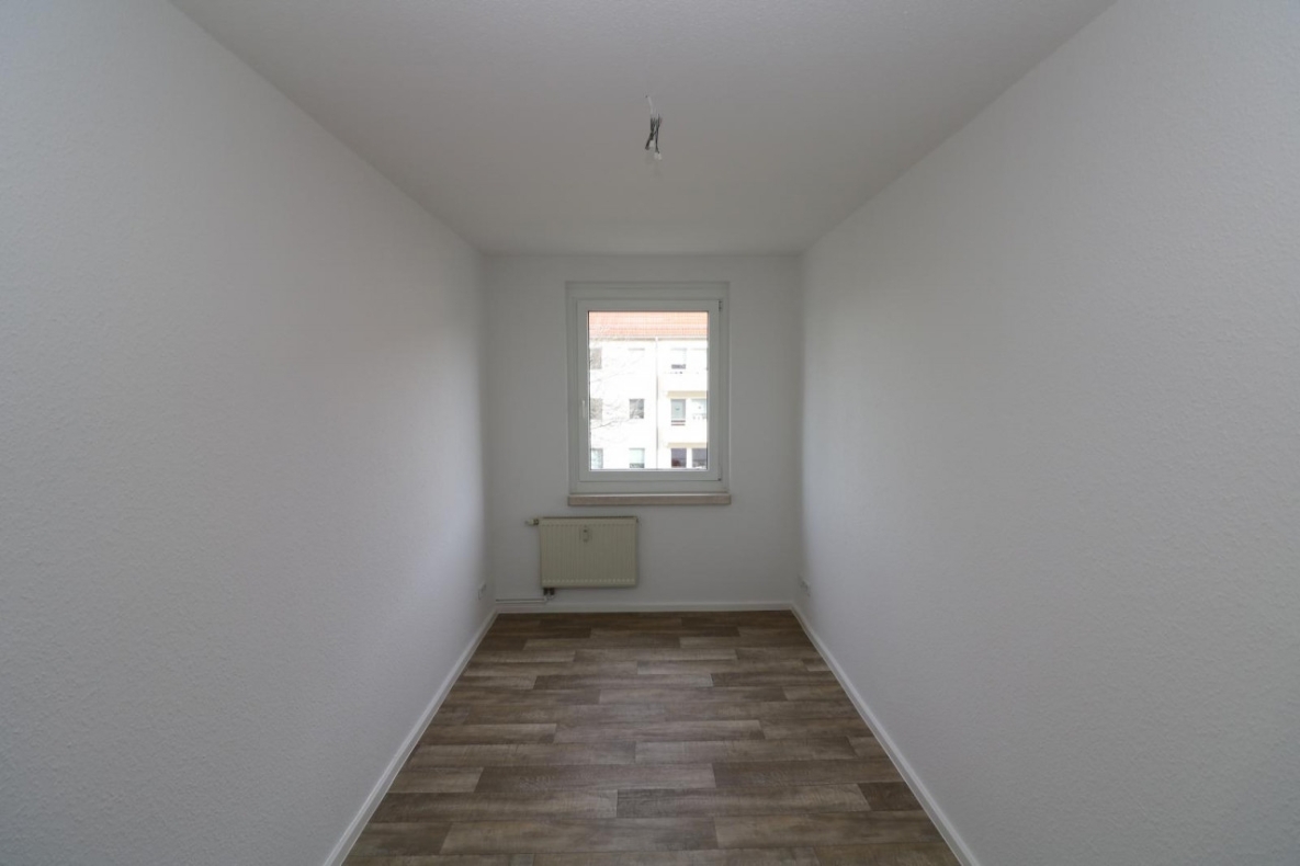 *3-Raum-Wohn-Glück* mit Badewanne und Balkon - KiZi