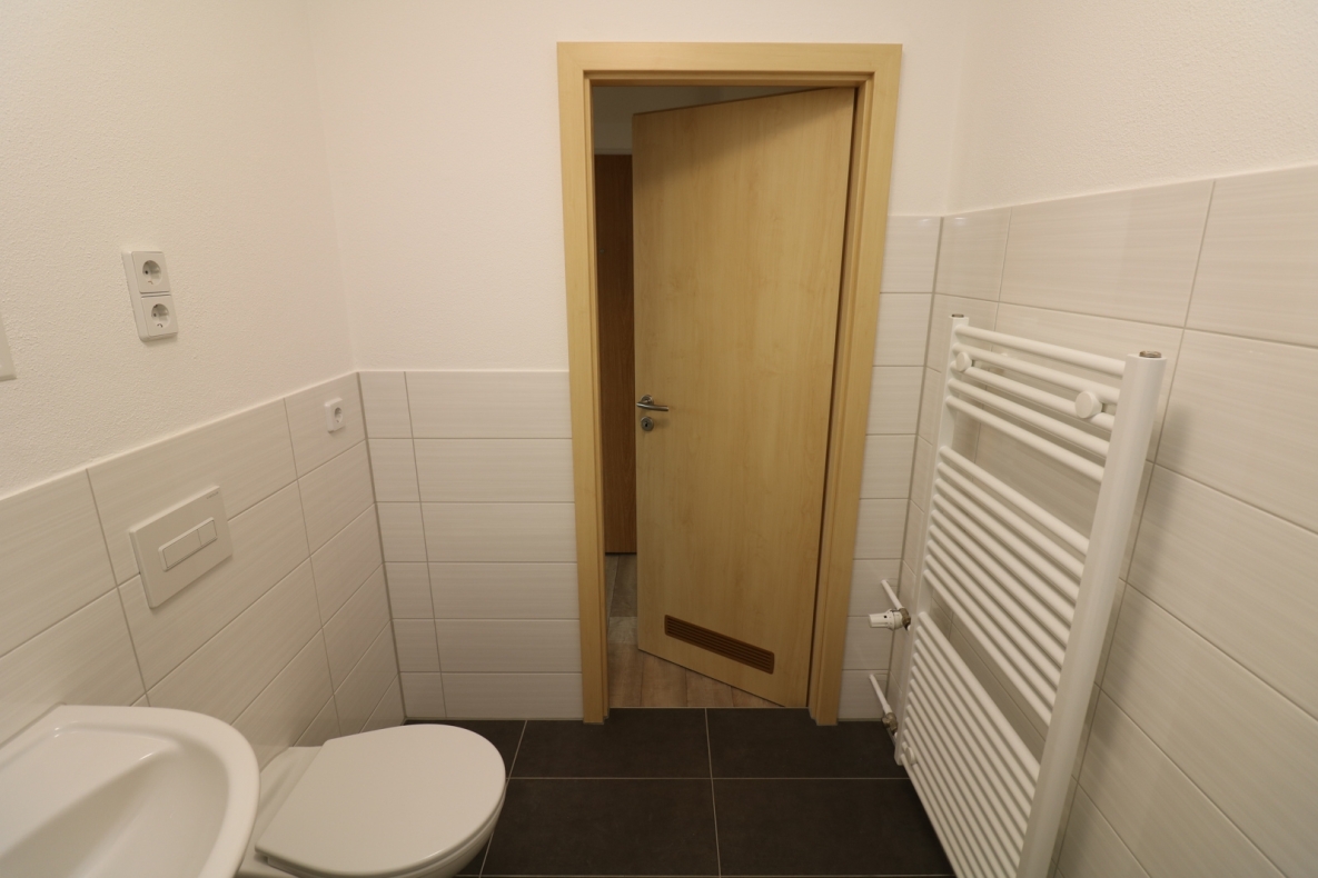 Hier ist Ruhe vorprogrammiert - 2RW mit Badewanne und Balkon - Bad