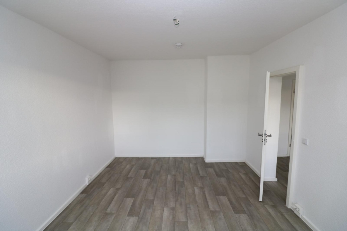 Hier kocht der Chef noch selbst…moderne 2-RW mit Einbauküche & Dusche - Beispiel Schlafzimmer