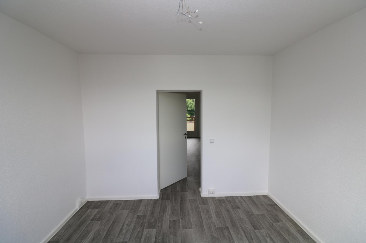 Auf Tauchstation im neu sanierten Wannenbad...3-RW mit Wanne u. Balkon!!! - Beispiel Schlafzimmer