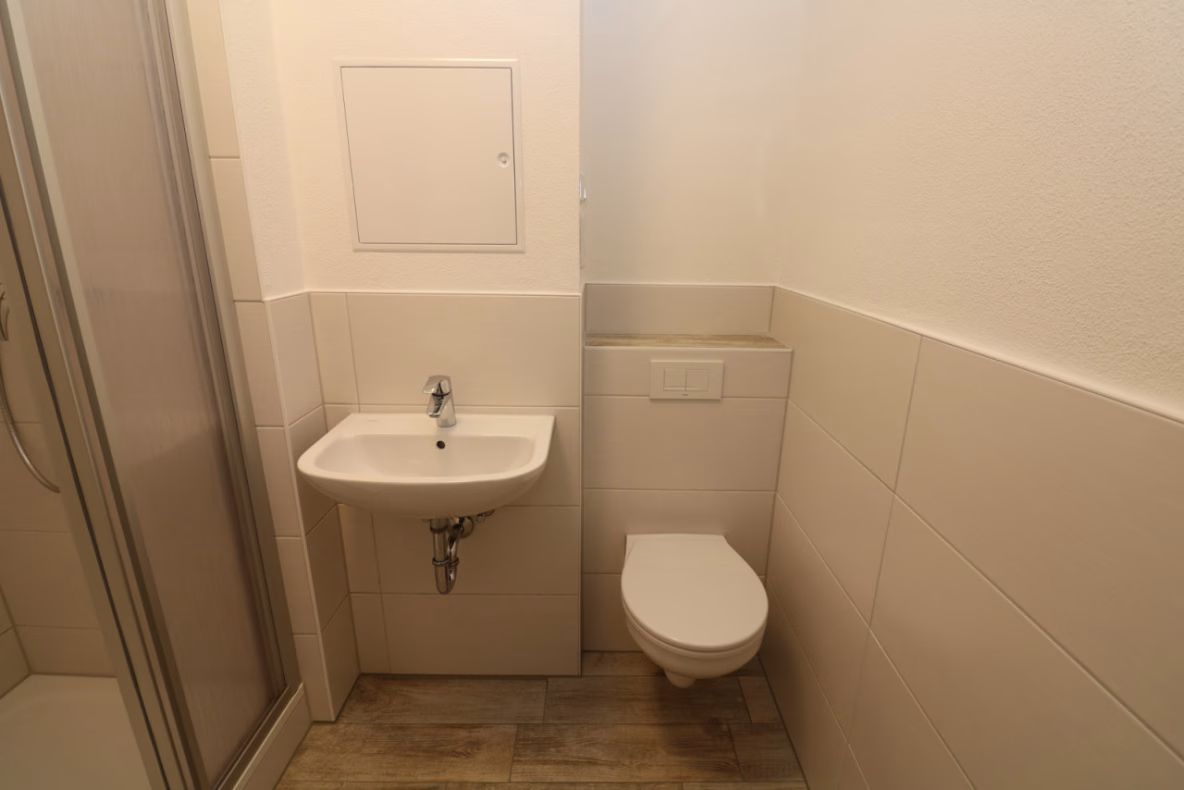 Beispiel Bad mit Dusche