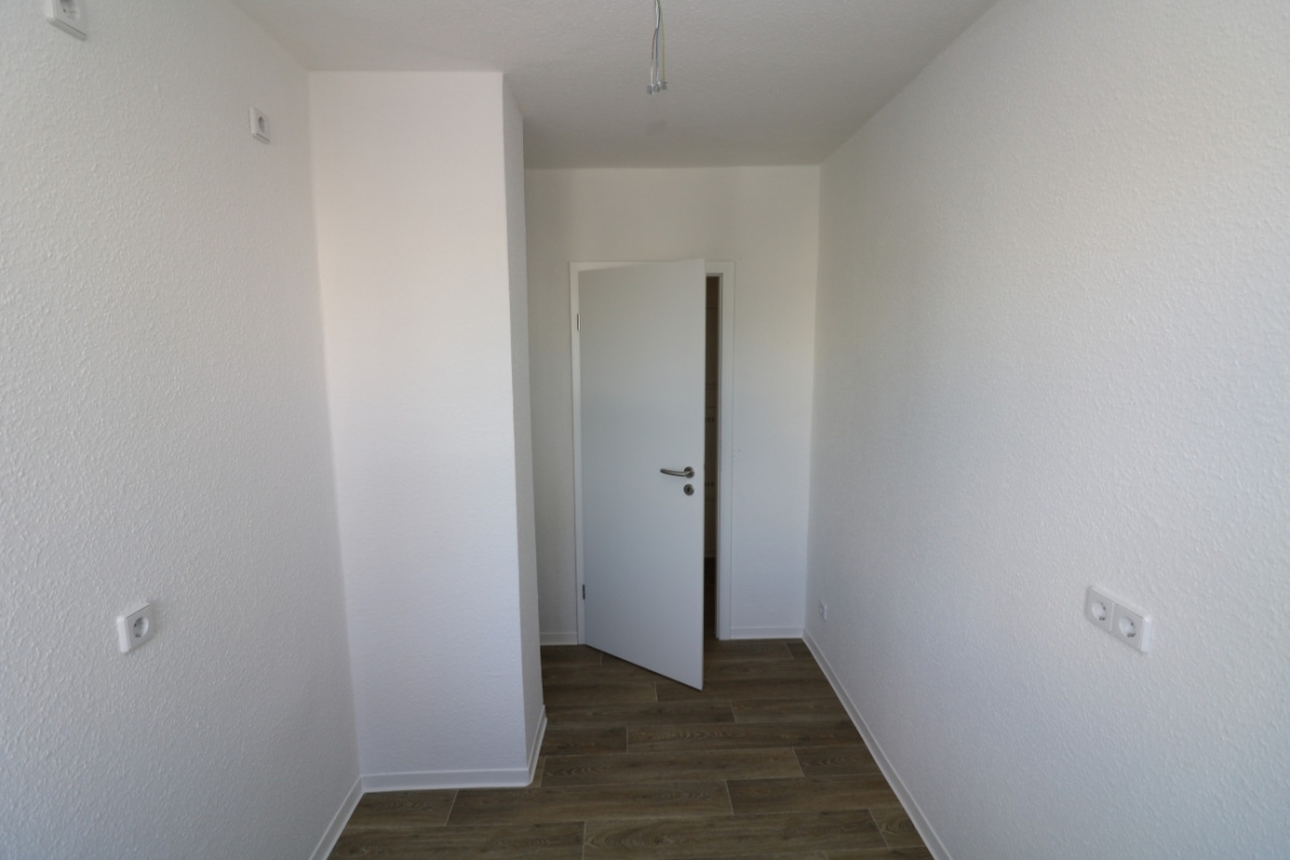 Jackpot! Gemütliche 2RW mit Dusche und Balkon im EG! - Küche