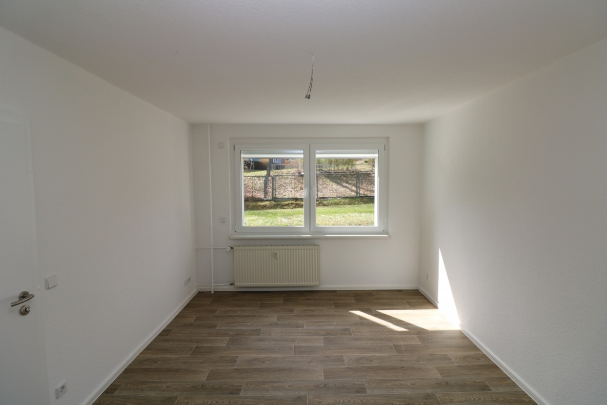 Jackpot! Gemütliche 2RW mit Dusche und Balkon im EG! - Schlafzimmer
