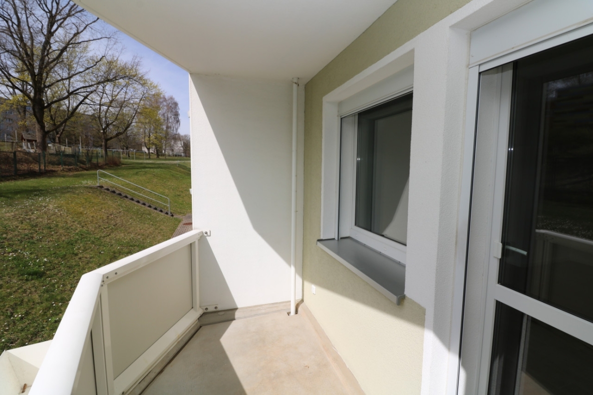 Jackpot! Gemütliche 2RW mit Dusche und Balkon im EG! - Balkon
