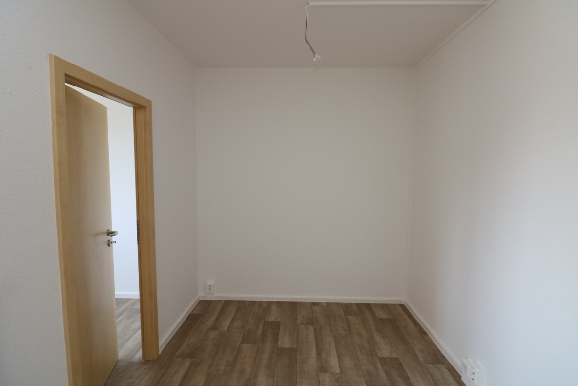 Jackpot!!! Neu sanierte 3-Raum-Wohnung mit Dusche & Balkon!!! - Beispiel Essecke