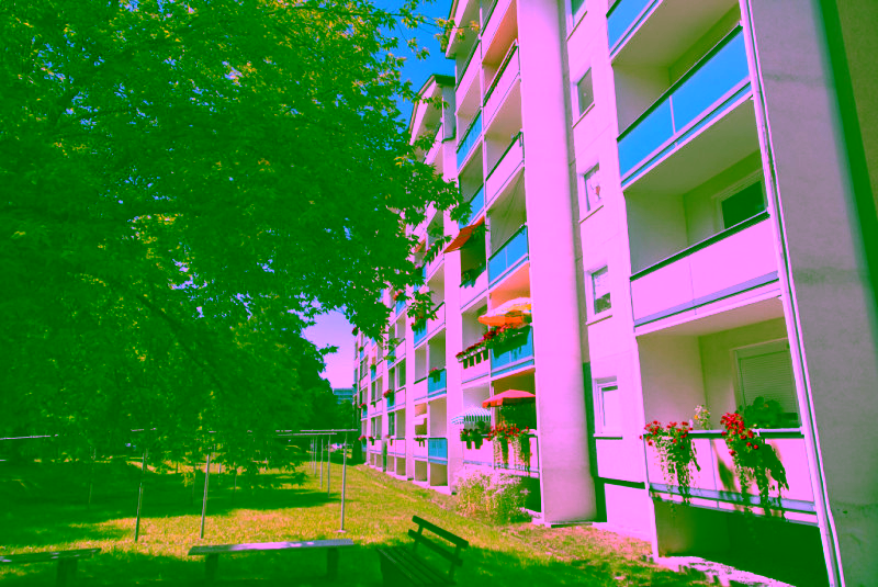 Copilot gesucht…tolle 1-RW mit Dusche & Balkon!!! - Detailansicht