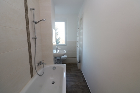 Auf Wolke 7…helle 3-RW mit Wanne & Balkon!!!, 09599 Freiberg, Karl-Kegel-Straße 86