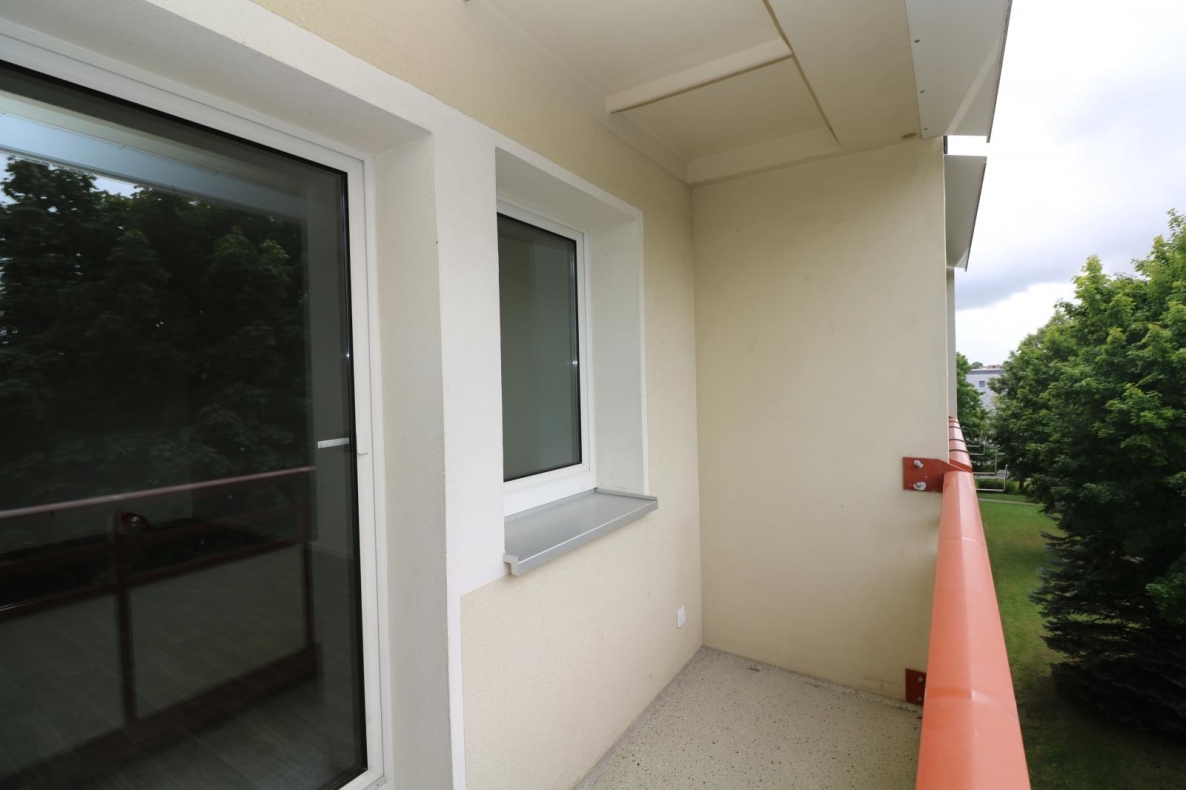 *3-Raum-Wohn-Glück* mit Badewanne und Balkon - Beispiel Balkon