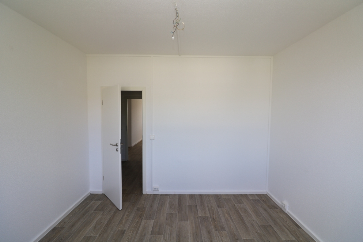 Kinderlachen willkommen...sanierte 4-Raum-Familienwohnung mit modernem Wannenbad!!! - Beispiel Schlafzimmer