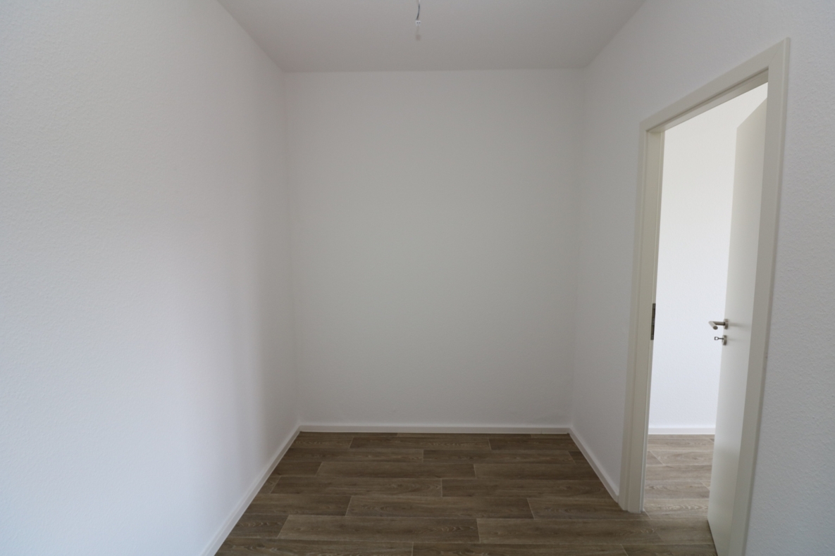 Kinderlachen willkommen...sanierte 4-Raum-Familienwohnung mit modernem Wannenbad!!! - Beispiel Essecke