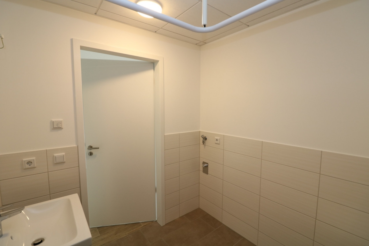 Gemeinsam statt einsam - 1-Raum-Apartment in unserer Senioren-WG - Bad