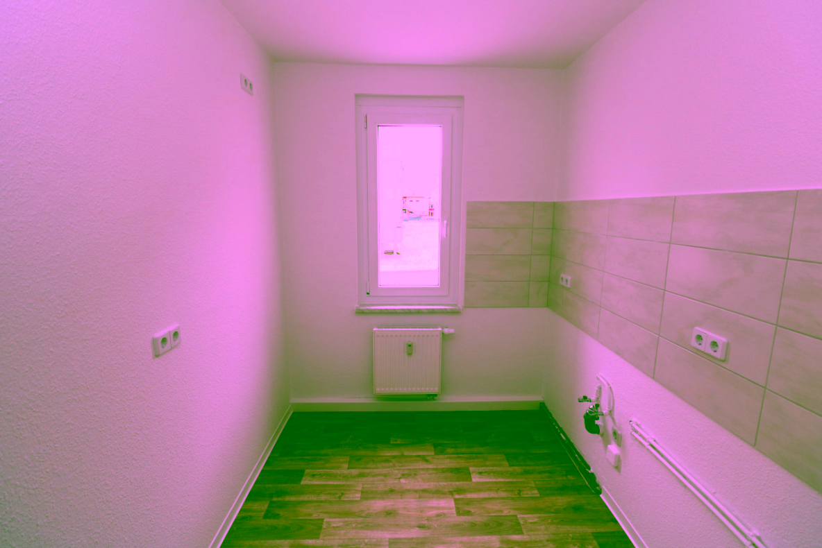 EG-Wohnung mit bodengleicher Dusche...da freuen sich nicht nur die Umzugshelfer! - Küche