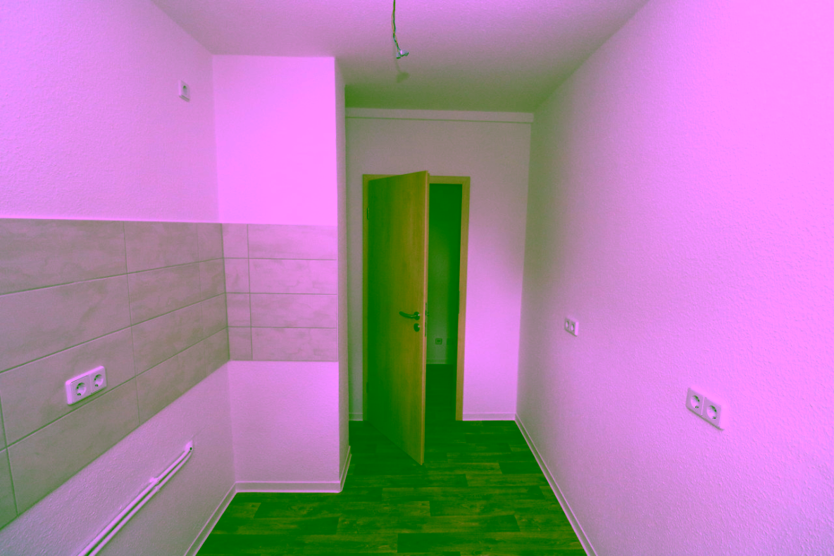 EG-Wohnung mit bodengleicher Dusche...da freuen sich nicht nur die Umzugshelfer! - Küche