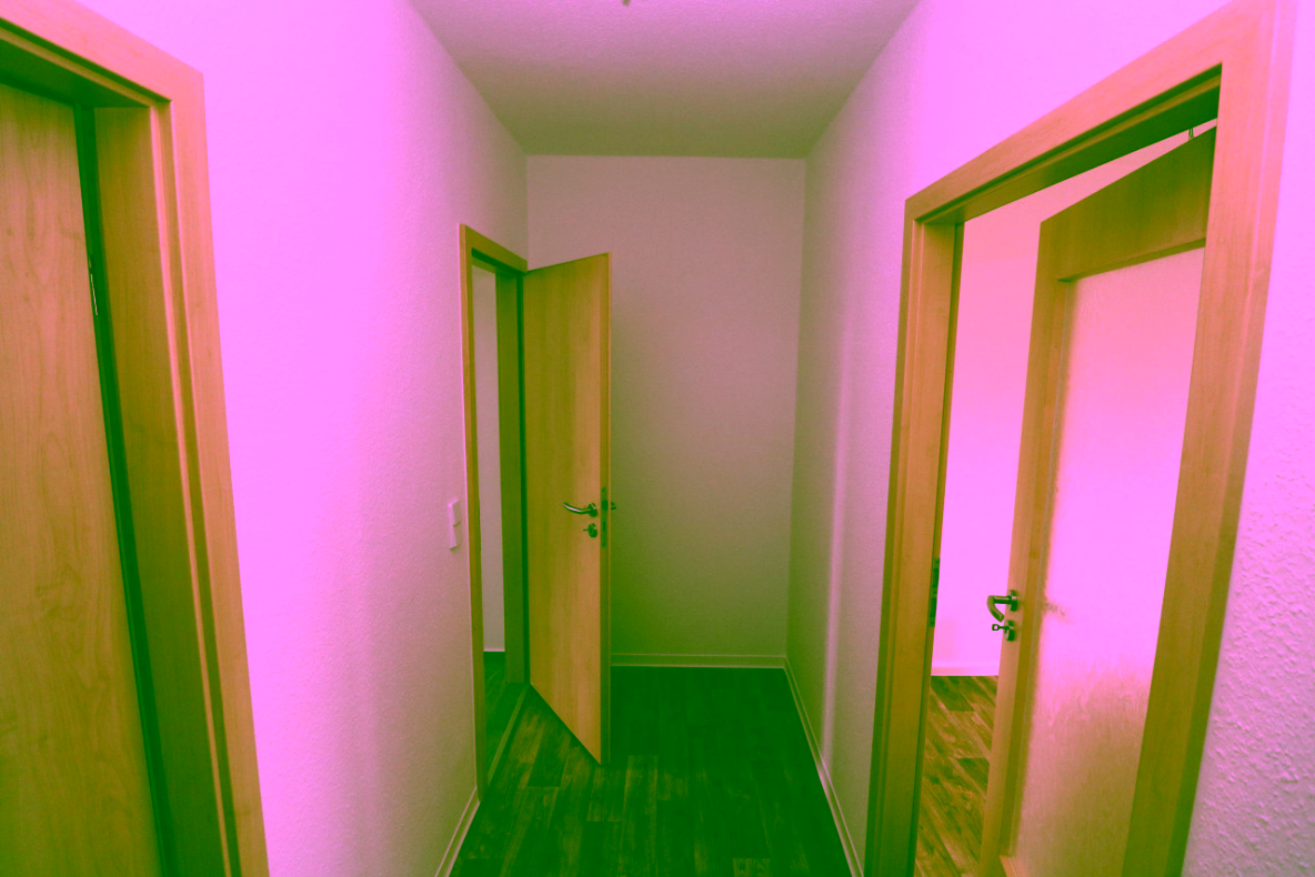 EG-Wohnung mit bodengleicher Dusche...da freuen sich nicht nur die Umzugshelfer! - Flur