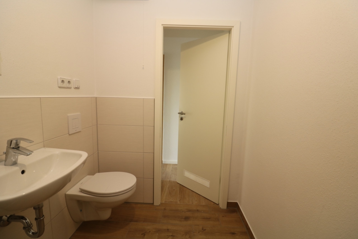 Kurzexposé 319/620/101 - Bad mit Dusche