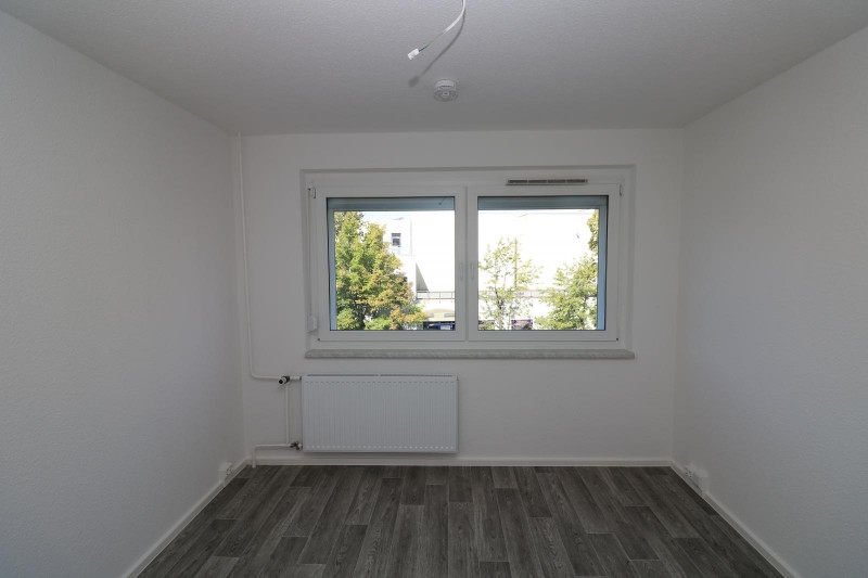 Schachmatt für hohe Mieten…große 3-RW mit Dusche & Balkon!!! - Schlafzimmer