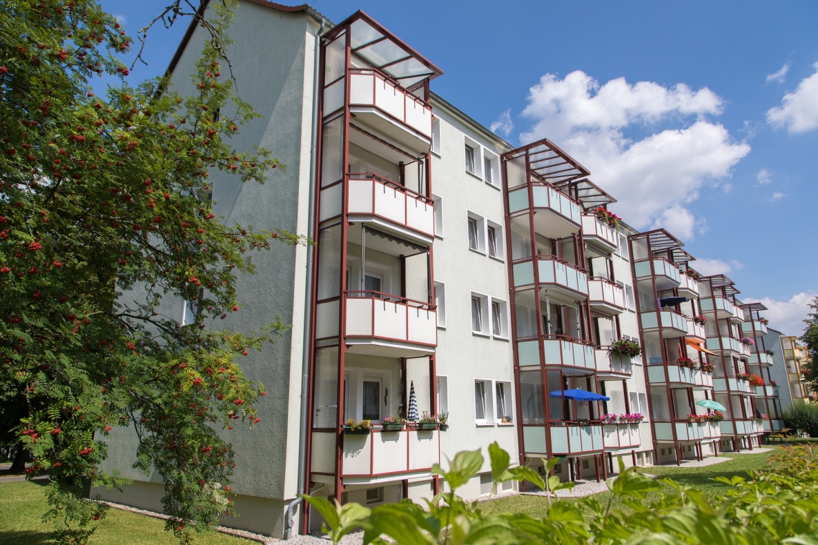 Immer auf der Sonnenseite...helle 3-RW mit Dusche u. Balkon!!! - Außenansicht