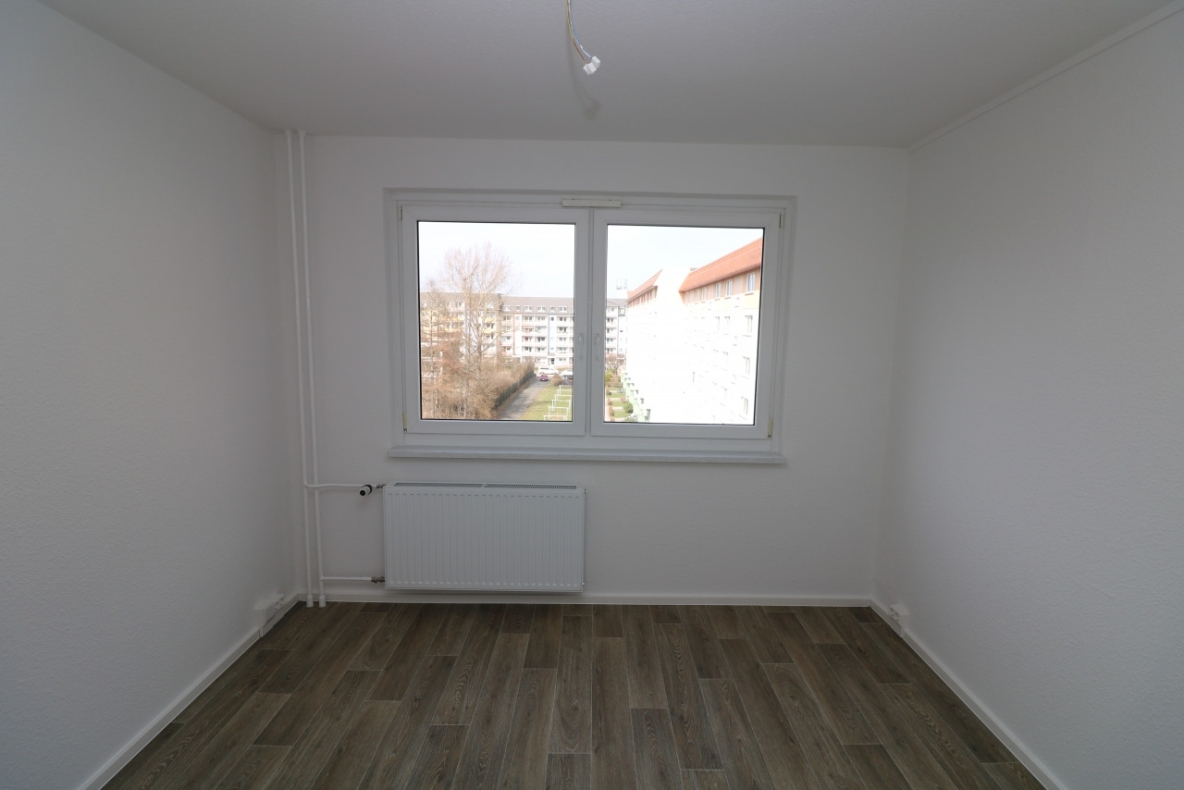 Wohlfühlgarantie...neu sanierte 3-RW mit Dusche und Balkon!!! - Schlafzimmer