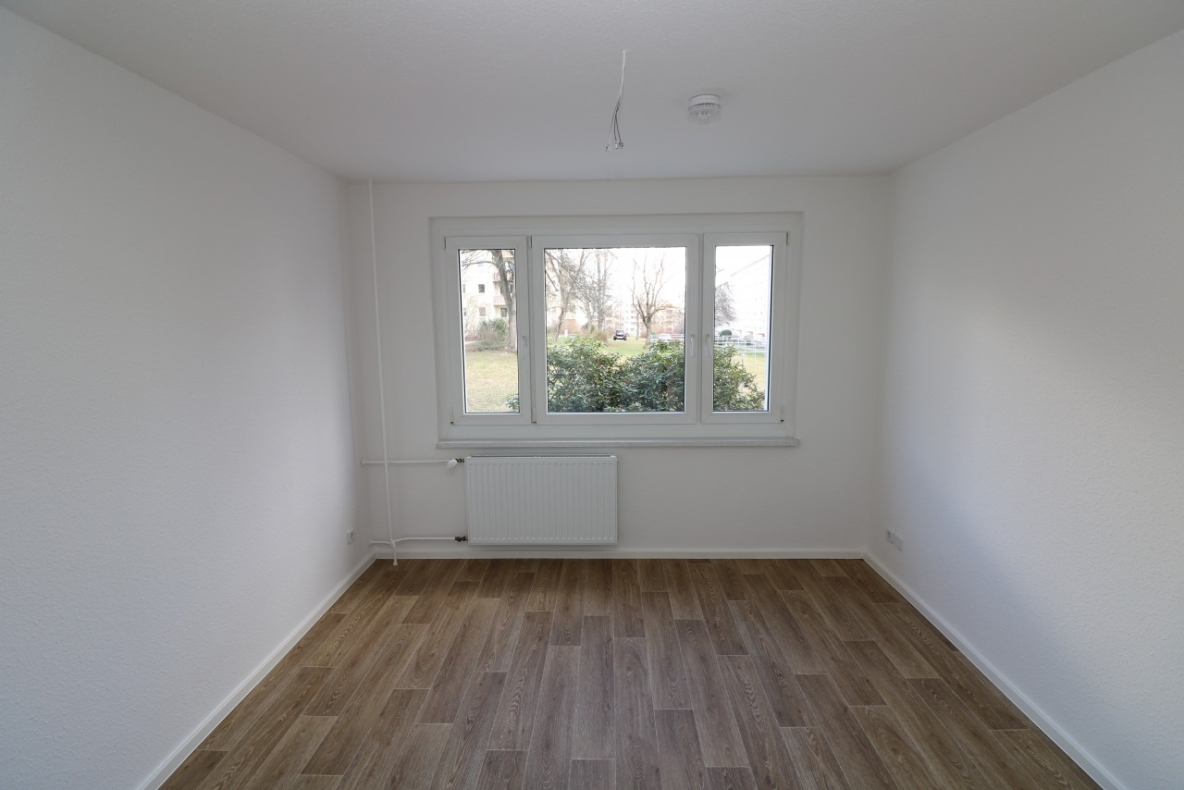 EG-Wohnung mit bodengleicher Dusche & Balkon...da freuen sich nicht nur die Umzugshelfer! - Schlafzimmer