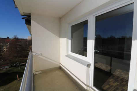 Da lacht das Sparschwein…günstige 3-RW mit Wanne & Balkon!!!, 09599 Freiberg, Am Mühlteich 34