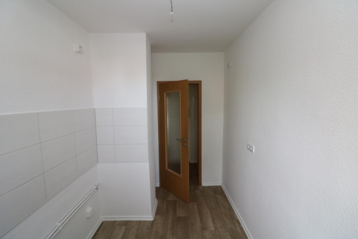 Dusch-Traum-Wohnung mit Balkon sucht Mitbewohner!!! - Beispiel Küche