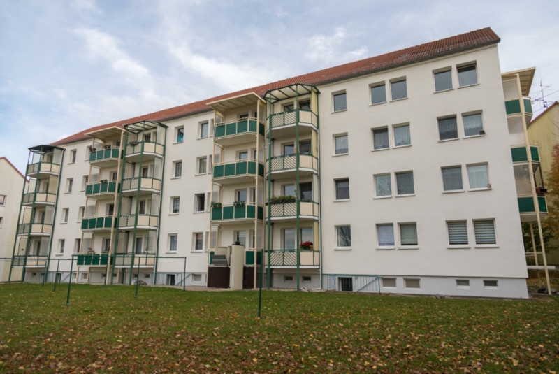 Dusch-Traum-Wohnung mit Balkon sucht Mitbewohner!!! - Detailansicht