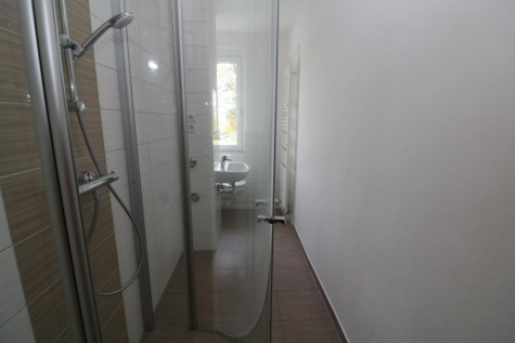 Dusch-Traum-Wohnung mit Balkon sucht Mitbewohner!!!, 09599 Freiberg, Franz-Kögler-Ring 32