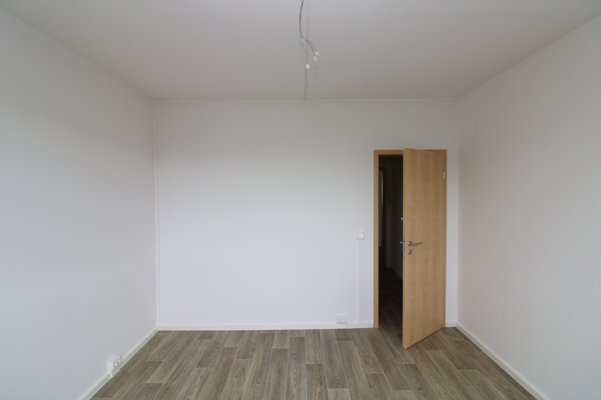 3...2...1...meins...neu sanierte 3-RW mit Wanne u. Balkon!!! - Beispiel Schlafzimmer