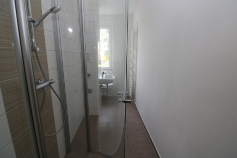 Wozu viele Treppen steigen? Neu sanierte Erdgeschosswohnung mit Blick ins Grüne!, 09599 Freiberg, Max-Roscher-Straße 4