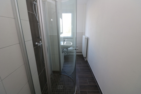 Die heißen Tage können kommen…2-RW mit ebenerdiger Dusche & Balkon!!!, 09599 Freiberg, Karl-Kegel-Straße 86